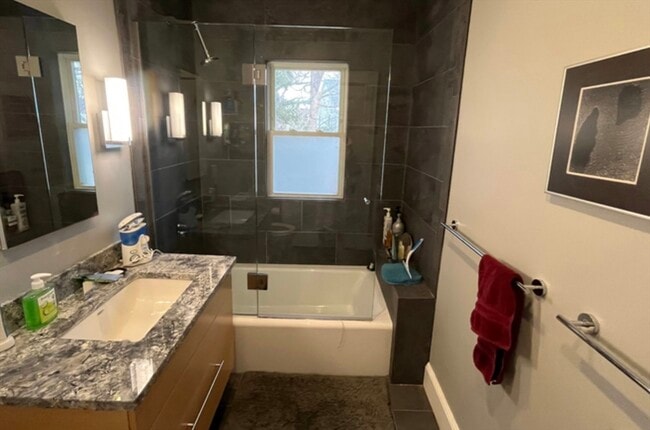 Photo - 34 Woodcliff Rd