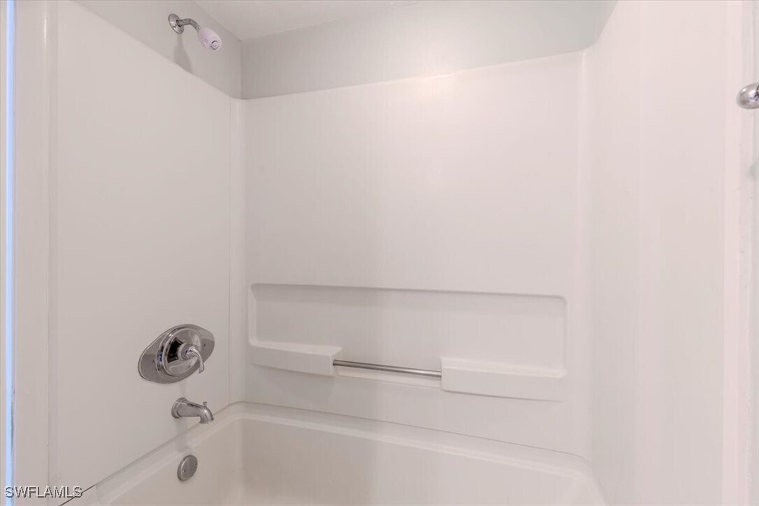 Photo - 2885 Palm Beach Blvd Unidad 307