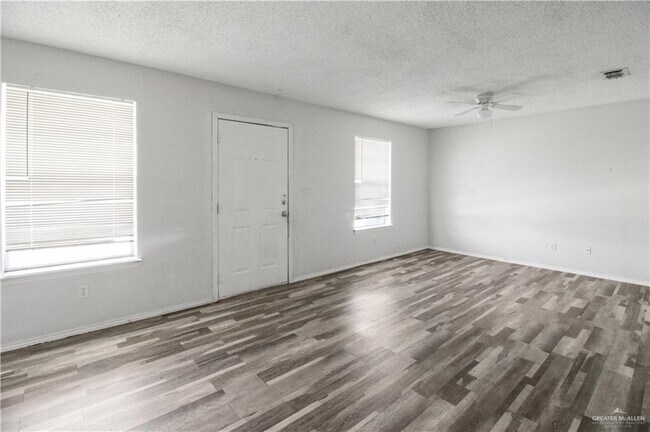 Photo - 608 N Bentsen Palm Dr Unit 35,35