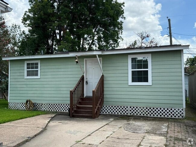 Building Photo - 914 E 25th St Rental