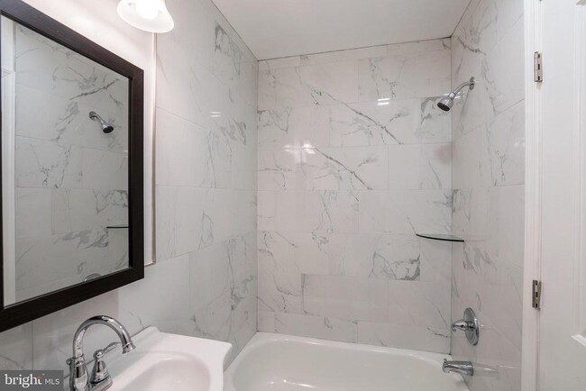 Photo - 1726 Pine St Apartment Unit 2F