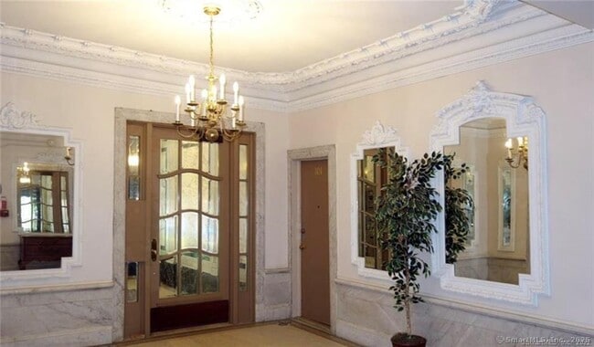 Photo - 548 Orange St Unidad 304