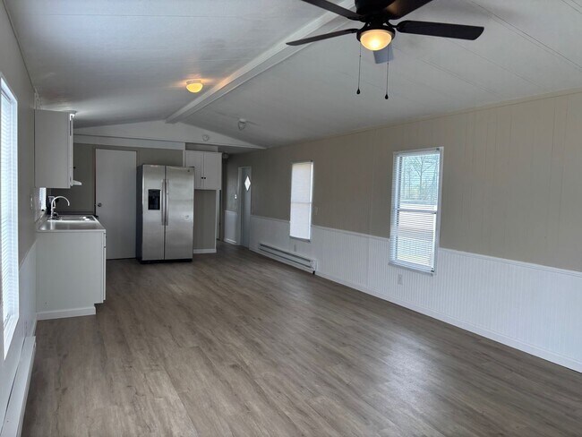 Photo - 2 BED, 2 BATH NEWLY REMOLDED MOBILE HOME IN PARK LOCATED IN EAGLE SPRINGS