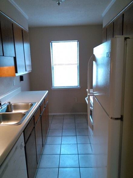 Building Photo - 171 Petersburg Cir Unit 171-A Rental