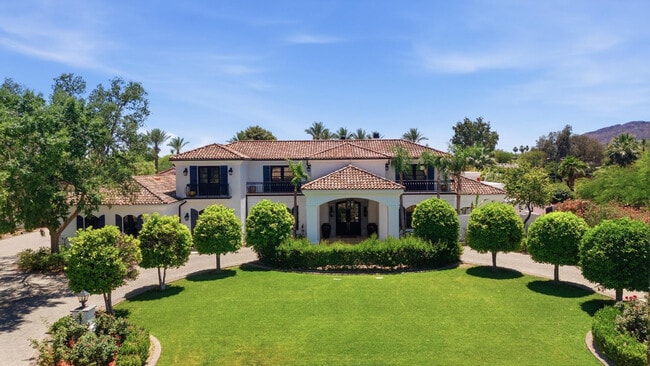 Building Photo - 6997 E Paradise Ranch Rd