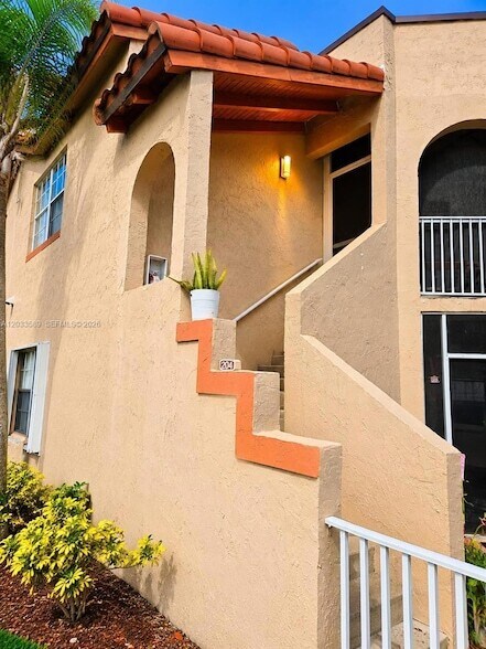 Photo - 301 SW 86th Ave Unidad 204