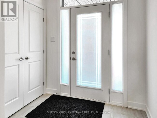 Photo - 274 Darjeeling Ave