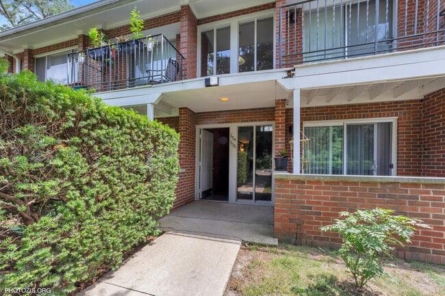 Building Photo - 1156 Osterman Ave Unit B Rental