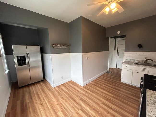Building Photo - 50 Greenfield St Unit 2 Rental