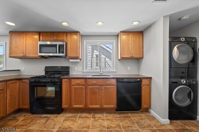 Photo - 47 Morris Pl Unit 3