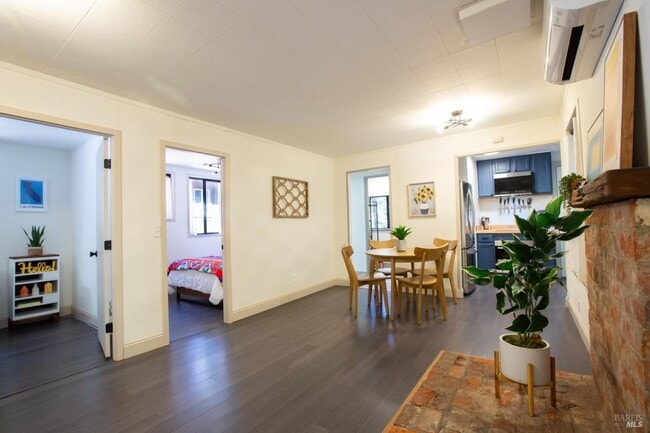 Photo - 654 Square Foot remodeled 2 bedroom, 1 bat...
