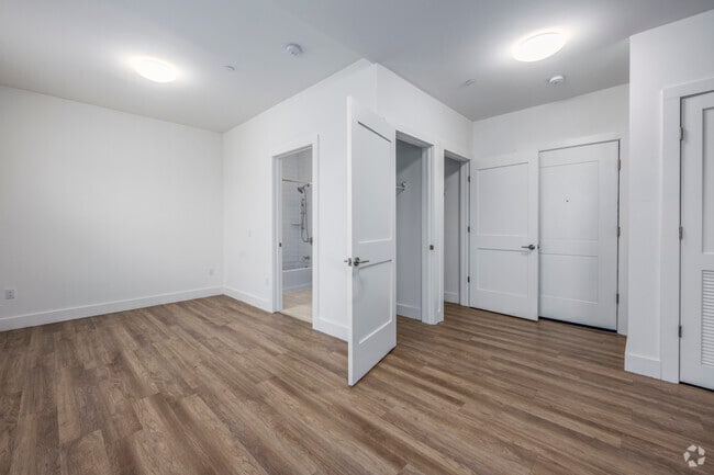 Studio - 422SF Living Room - Greenview Mill House