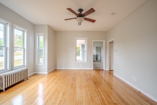Building Photo - 117 Stevens St Unit 117 Rental