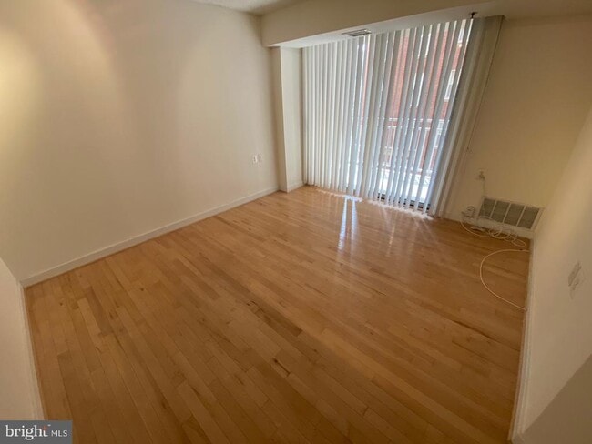 Photo - 7500 Woodmont Ave Unit S403