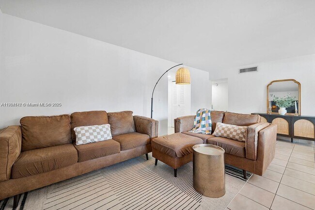 Photo - 241 W Park Dr Unit 5-103