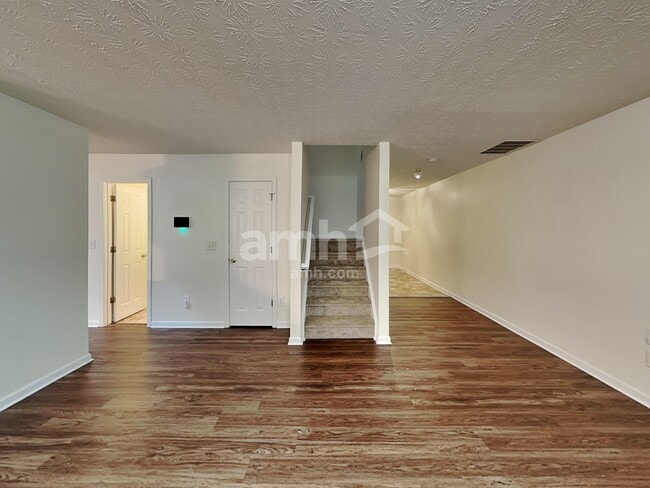 Photo - 659 Shadow Lakes Dr