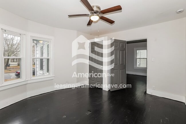 Photo - 691 Noble Ave