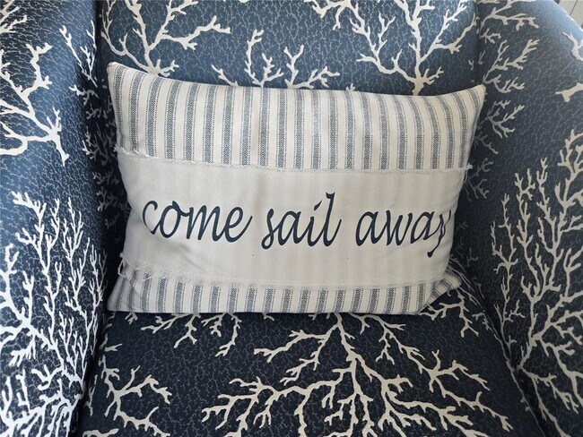 Photo - 1709 N Tamiami Trl Unit 201