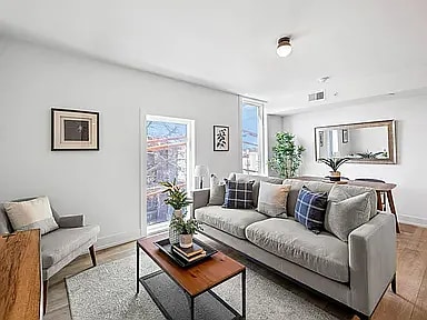 Building Photo - 5200 Chester Ave