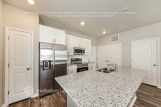 Photo - 253 Harker Creek St