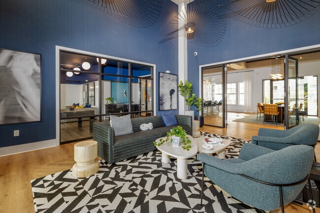 Leasing Office - Evolve at Deep River