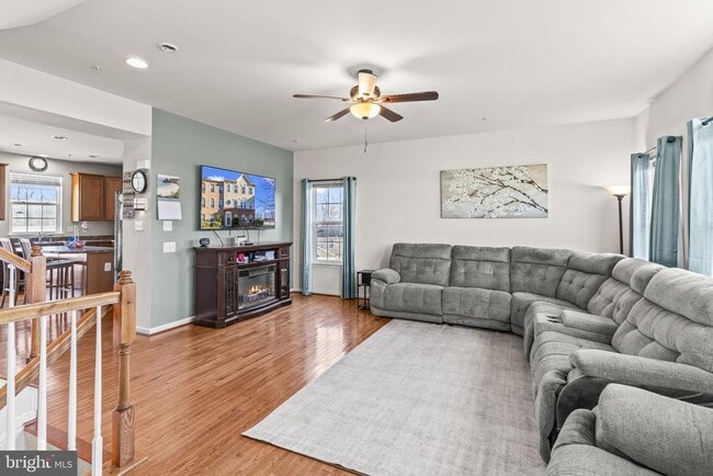 Photo - 3321 Tianna Way