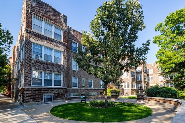 5715-5725 S. Kimbark Avenue