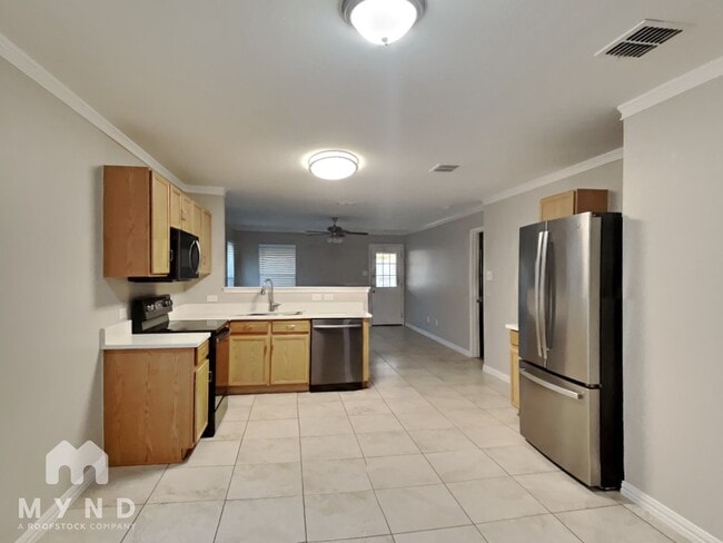 Photo - 8924 Sun Haven Way