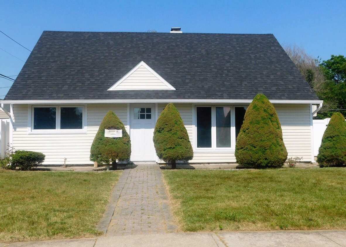 Beautifully Renovated 2 Bedroom - Beautifully Renovated 2 Bedroom