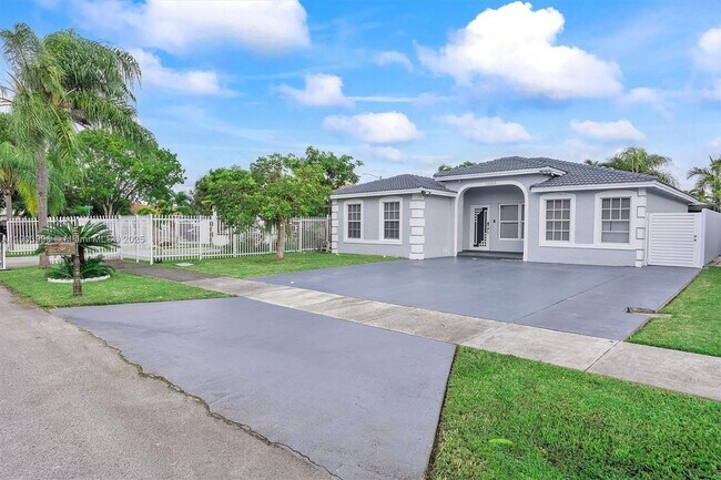 Photo - 13269 SW 278th St