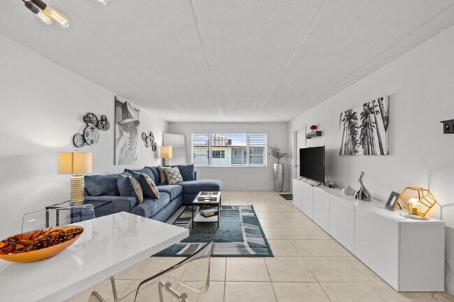 Photo - 4500 N Flagler Dr