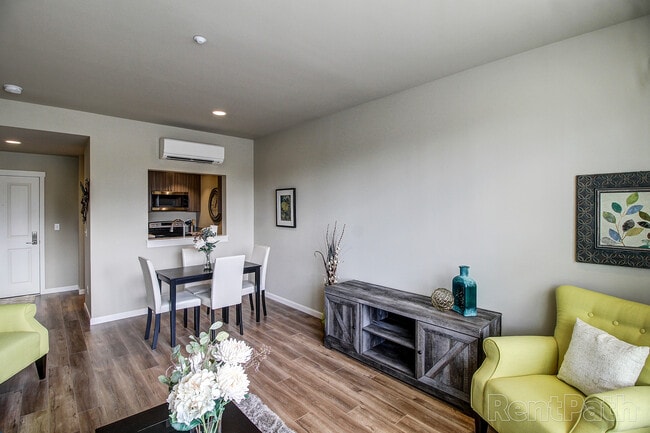 Silver Leaf Residences 1