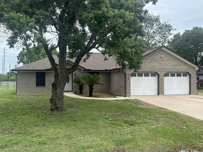 Photo - 7210 Mikes St
