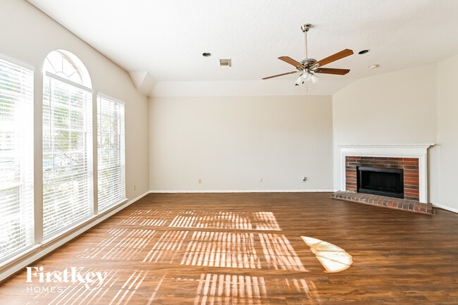 Photo - 18226 Auburn Woods Dr