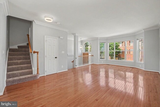 Photo - 213 Spencer Terrace SE