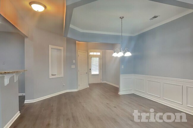 Photo - 205 Ledgewood Mill Way NE