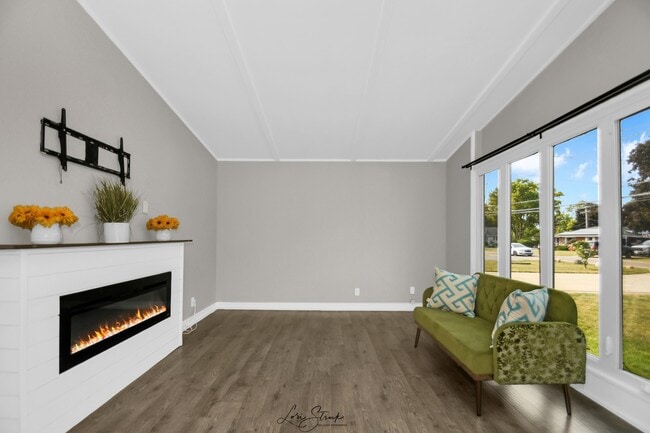 Photo - 217 Sherman Ave