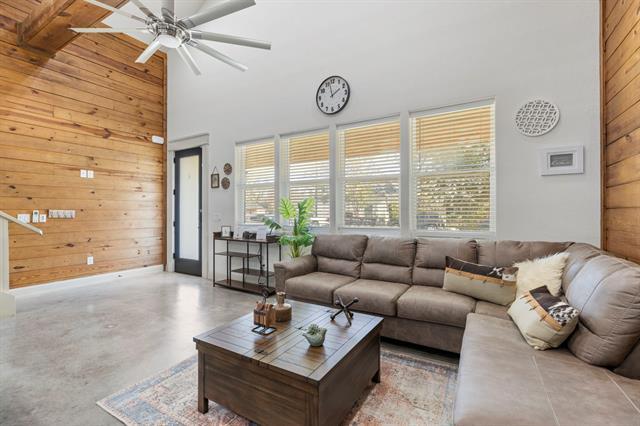 Photo - 311 N Mirick Ave