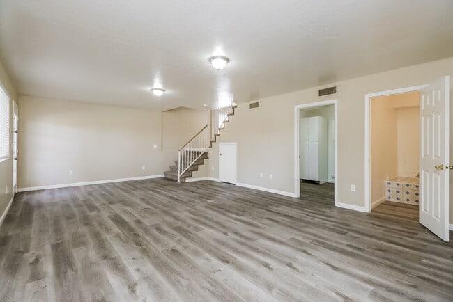 Photo - 4649 E Towne Ln