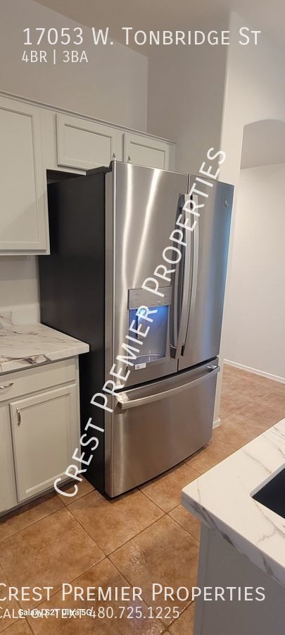 Photo - 17053 W Tonbridge St