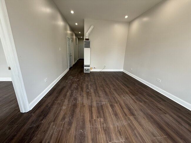 Photo - 2533 S Drake Ave