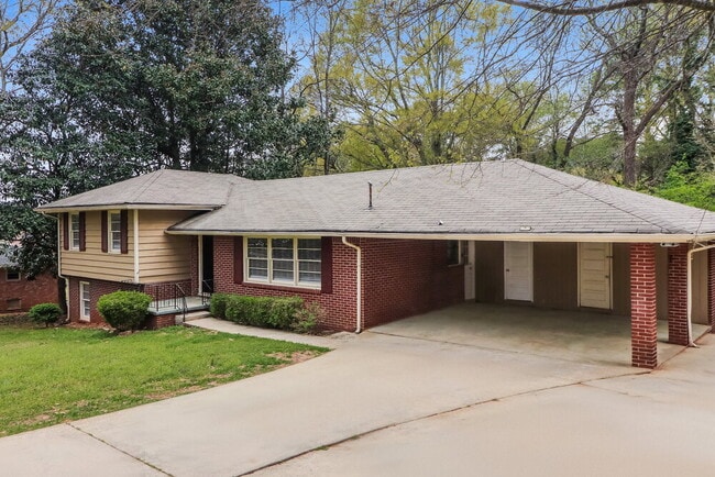 Photo - 2937 Thompson Cir