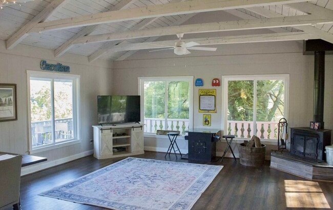 Photo - 48 Little Bear Dr