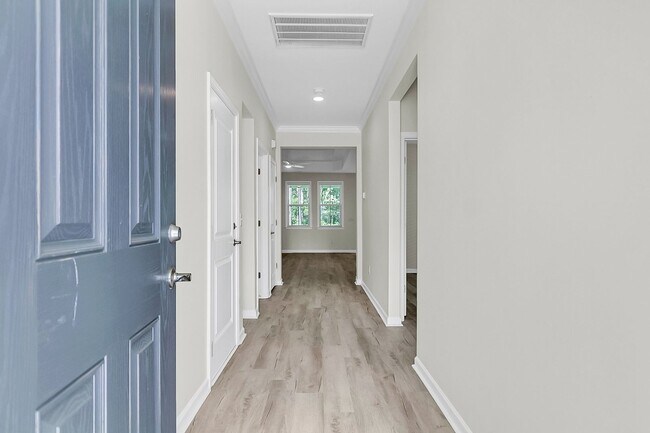 Photo - Beautiful Ranch Style Home in Foxbank