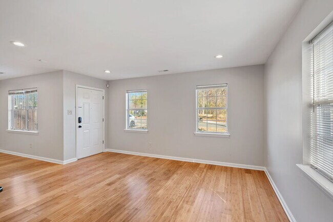 Photo - 1112 Belmont Ave