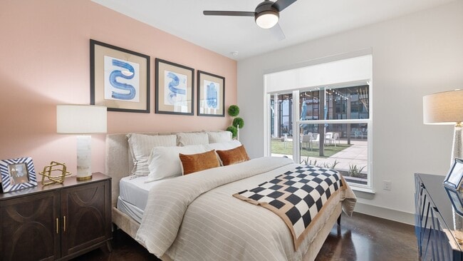 Building Photo - 2305 Summer St Unit 429 Rental