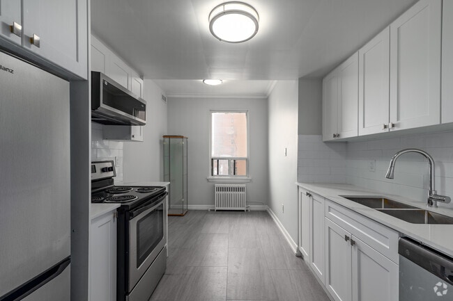 1BR + DEN, 1BA - 600SF - Kitchen - Gertrude Suites