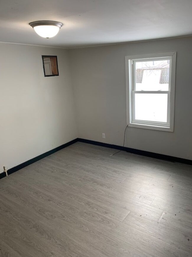 Photo - 213 S 2nd St Unit #2