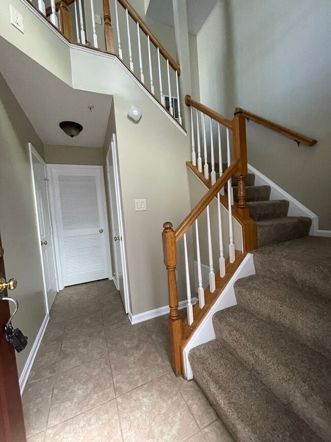 Photo - Beautiful 3 Bed 2.5 Bath Interior Townhome...