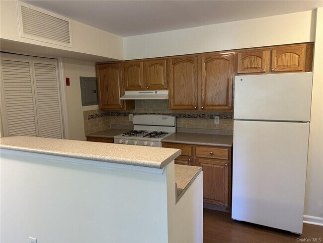 Photo - 31 Old Post Rd S Unit E77